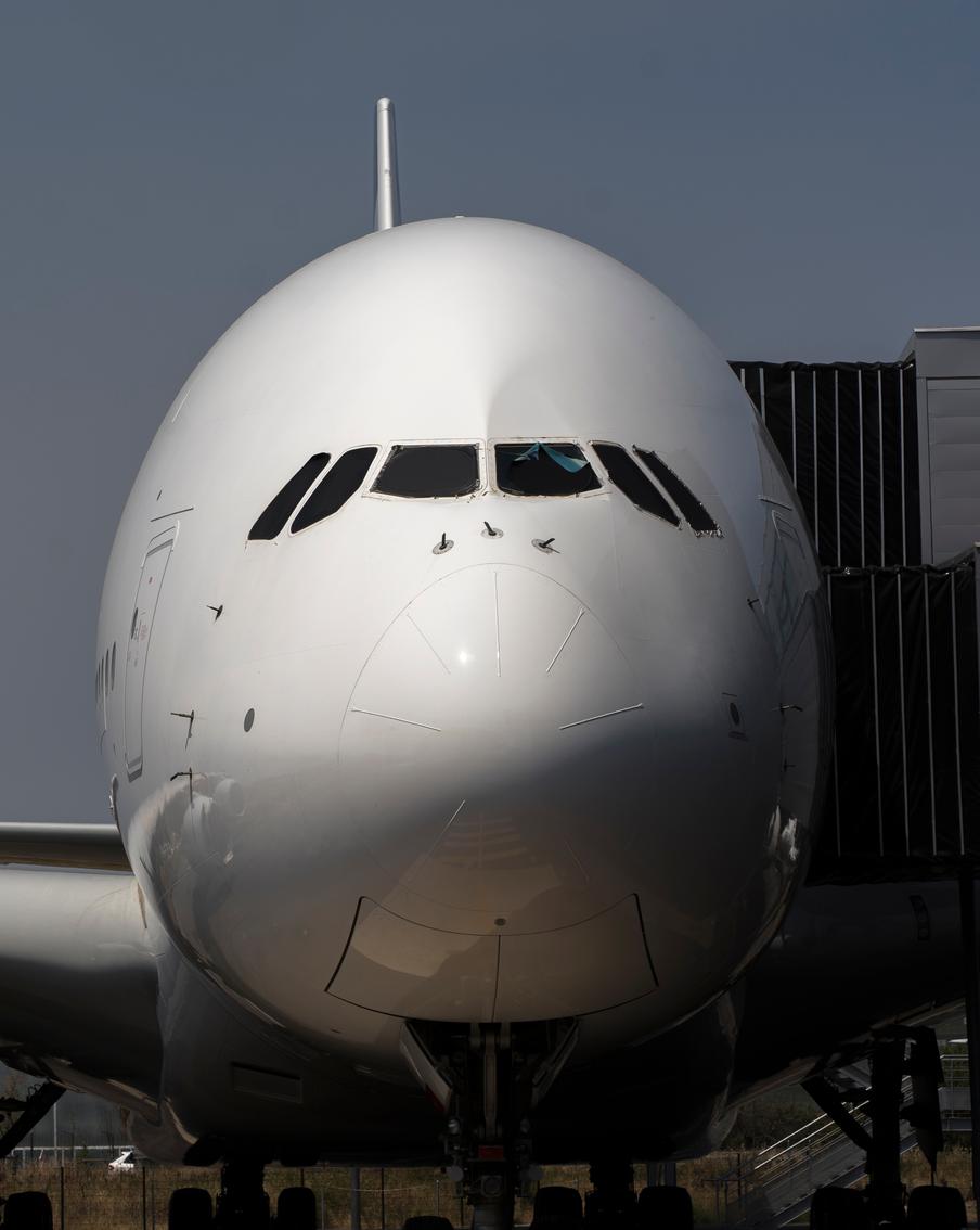 Air Astana и FlyArystan предупредили о задержках рейсов из-за ПО Airbus. Обнаружение уязвимости в программном обеспечении на 6 тысячах самолётов Airbus вызвало серьёзные проблемы в расписании авиакомпаний по всему миру. Уязвимость связана с воздействием интенсивного солнечного излучения на бортовые компьютеры управления полётом