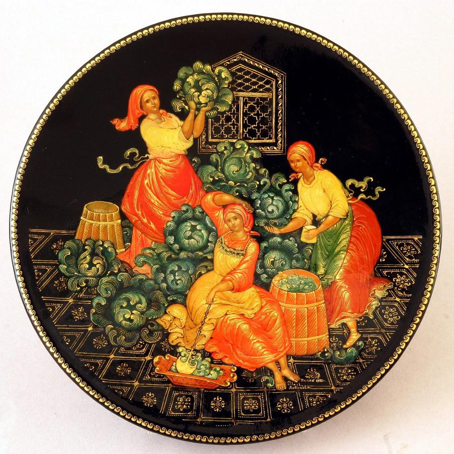 Ирина Ливанова. Декоративная тарелка "Капустницы". Палех. 1998. Из собрания ВМДПНИ
