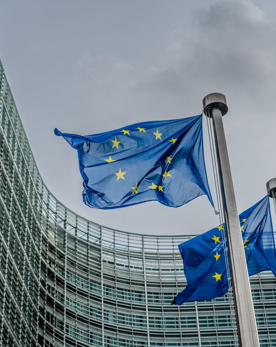 Франция рассчитывает скоро принять решение о конфискации российских активов. Европейские лидеры могут принять решение относительно замороженных в ЕС российских активов в ближайшее время. Это может случиться уже 18 декабря