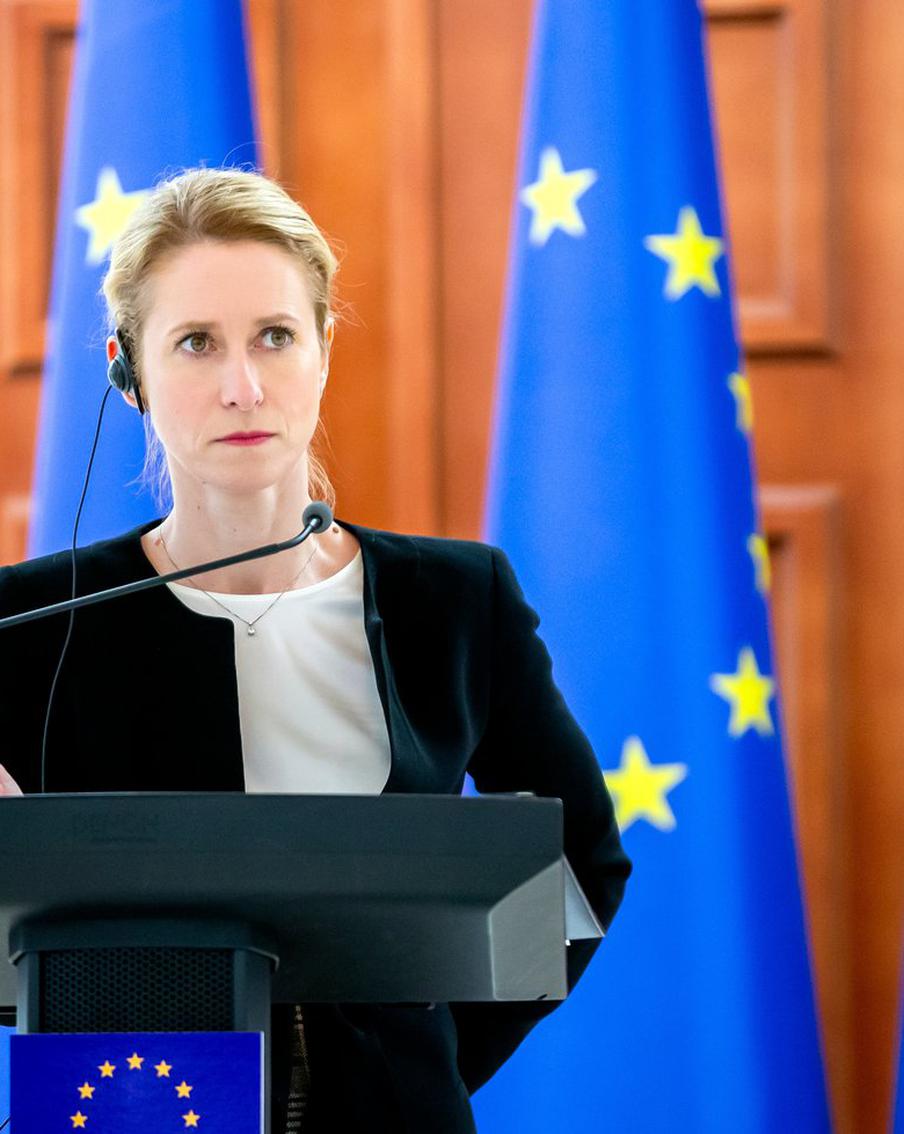 Каллас считает обоснованным беспокойство Бельгии об использовании активов России. Кая Каллас, верховный представитель Евросоюза по иностранным делам и политике безопасности, признаёт обоснованность опасений Бельгии относительно использования замороженных российских активов. Она акцентирует внимание на важности взвешенного подхода и справедливого распределения рисков между всеми странами ЕС