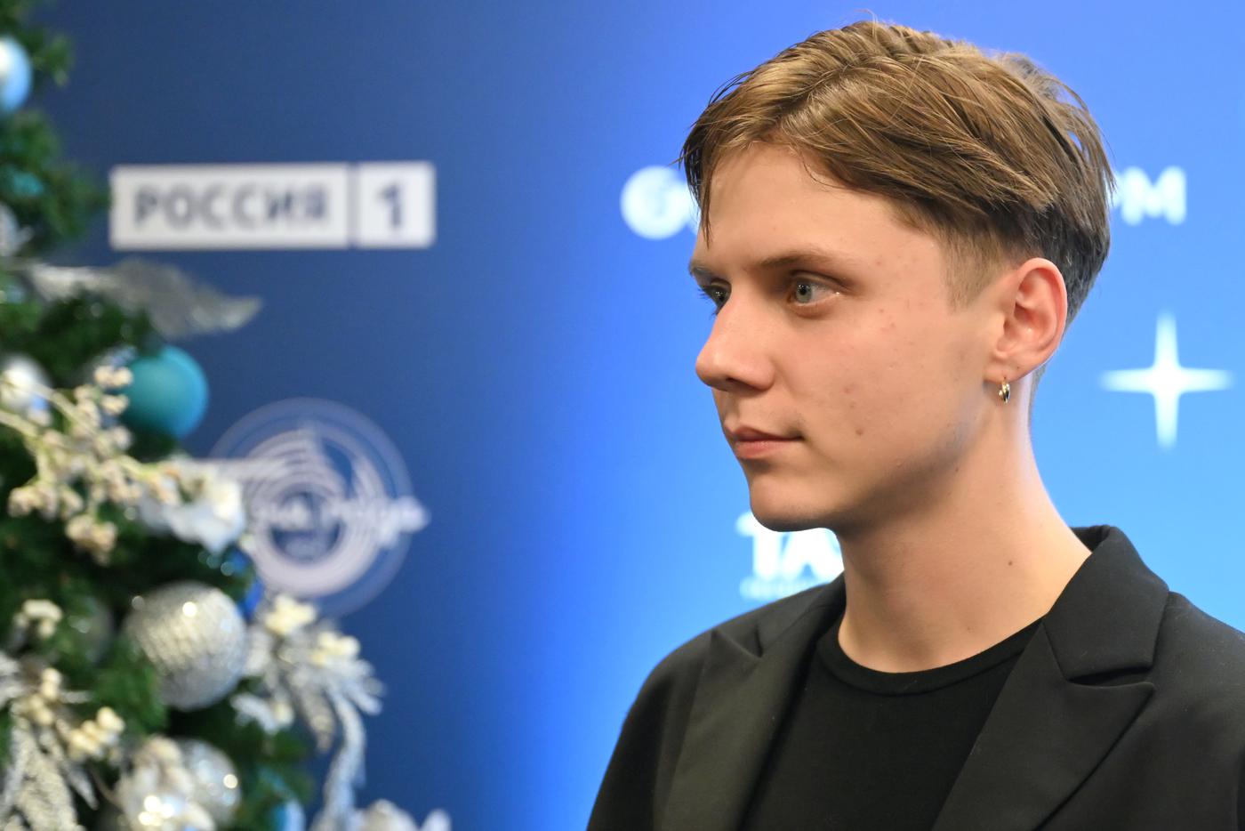 Музыкальные новинки недели: Cold Culture, Хаски и дуэт Вани Дмитриенко с SALUKI