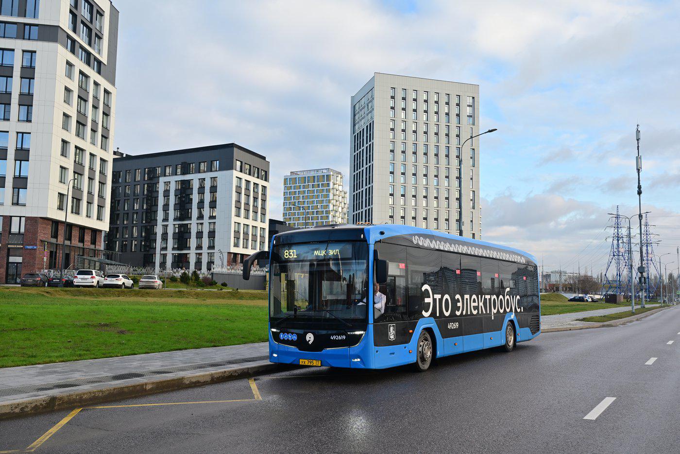 На юге Москвы электробусы вышли на маршруты 766 и 831