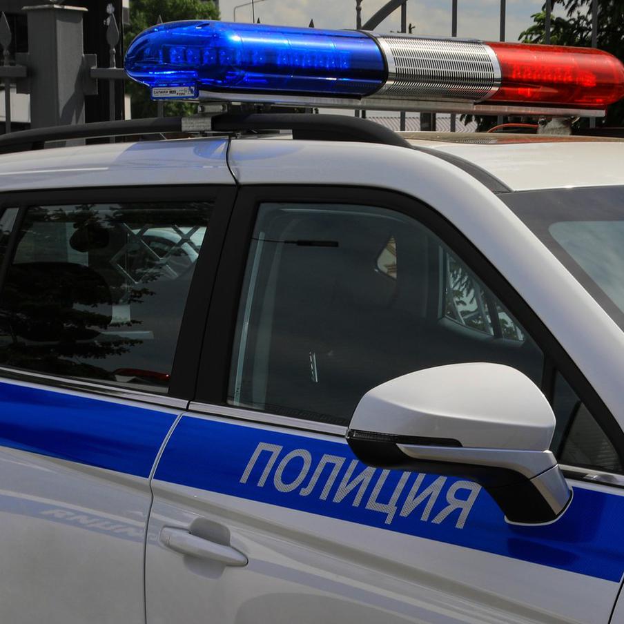 МВД сообщило о ликвидации техцентра звонивших с Украины мошенников. В Санкт-Петербурге и Ленинградской области состоялась совместная операция, организованная Главным управлением МВД России и Управлением ФСБ. В результате был выявлен и ликвидирован технический центр, занимавшийся телефонным мошенничеством