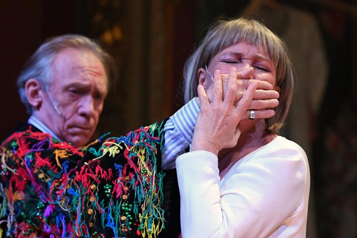 "Ты бомжиха, ты собираешь бутылки!": Елена Проклова объяснила развод с третьим мужем обидной фразой