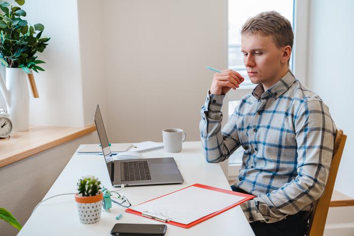 В России с 1 января появится новый вид соцконтракта