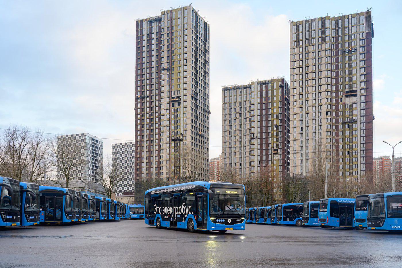 24 электробусных маршрута обслуживает площадка "Нагорная"