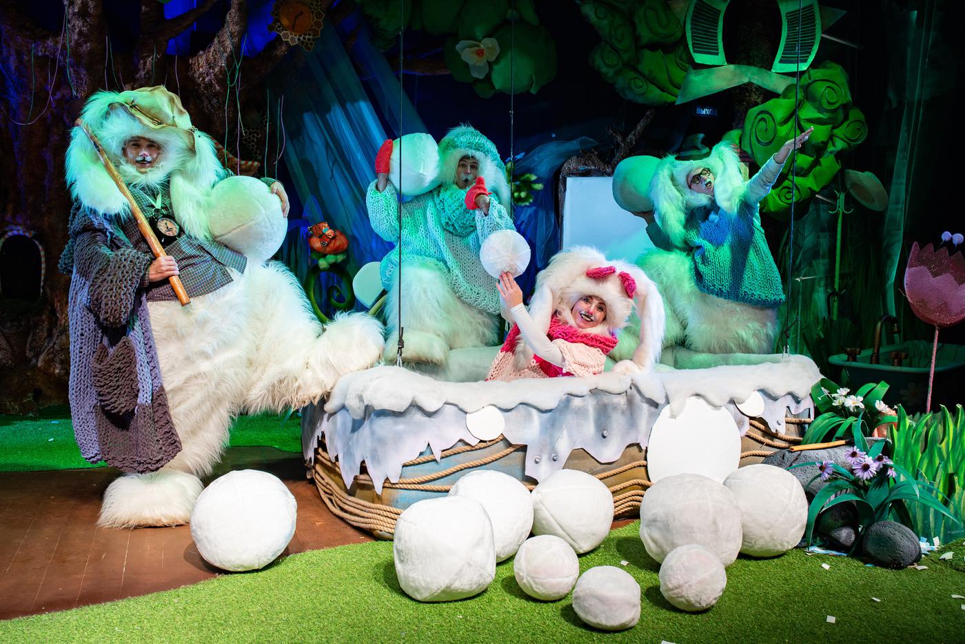 Шоу "Зайцы" Шоу "Зайцы"