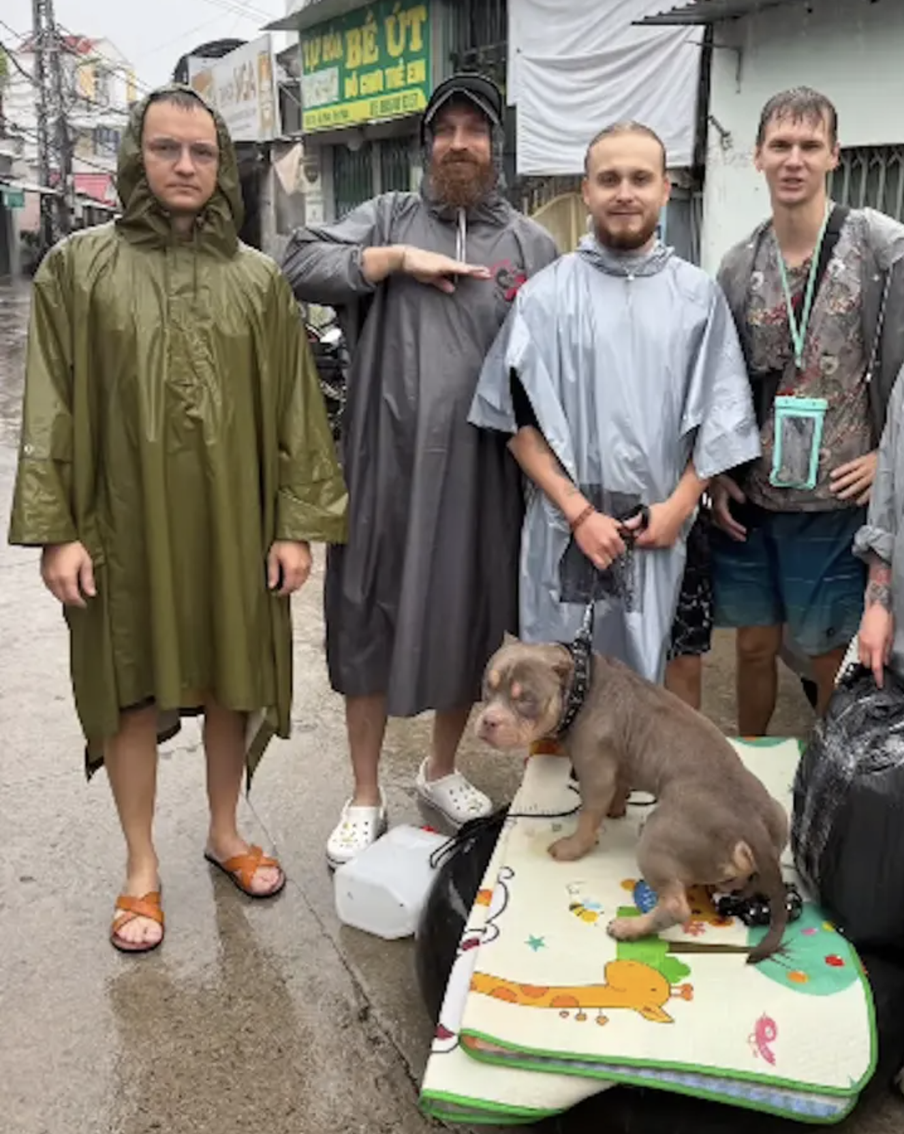 Русскоязычное комьюнити объединилось, чтобы спасать жителей Вьетнама во время наводнения