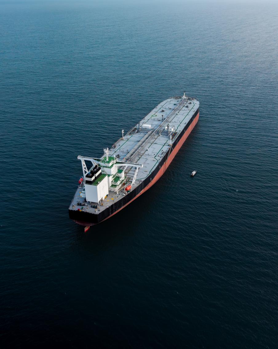 Besiktas Shipping прекращает операции с Россией после инцидента у Сенегала. После повреждения танкера MERSİN у побережья Сенегала турецкая компания приостановила все операции с РФ ради безопасности экипажа и судов