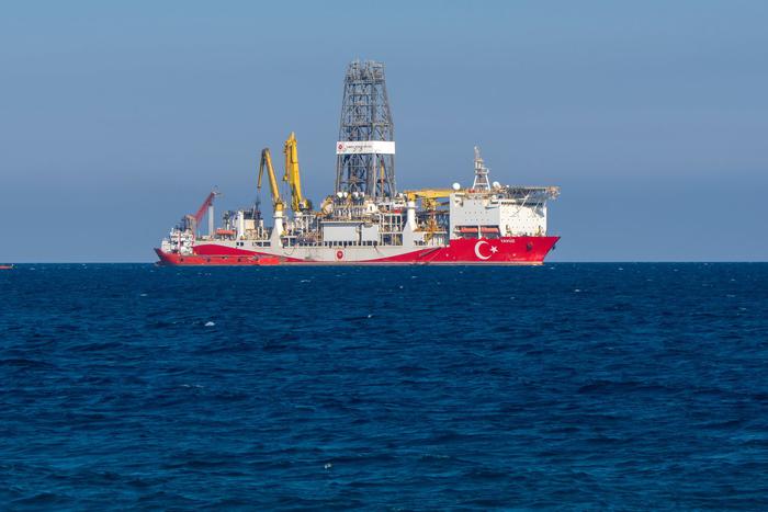 Повлияют ли на торговлю российской нефтью атаки дронов ВСУ на выходящие из портов России нефтетанкеры