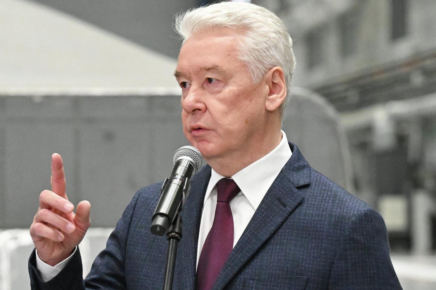 Сергей Собянин: ежегодно будем вводить и реконструировать более 120 современных школ