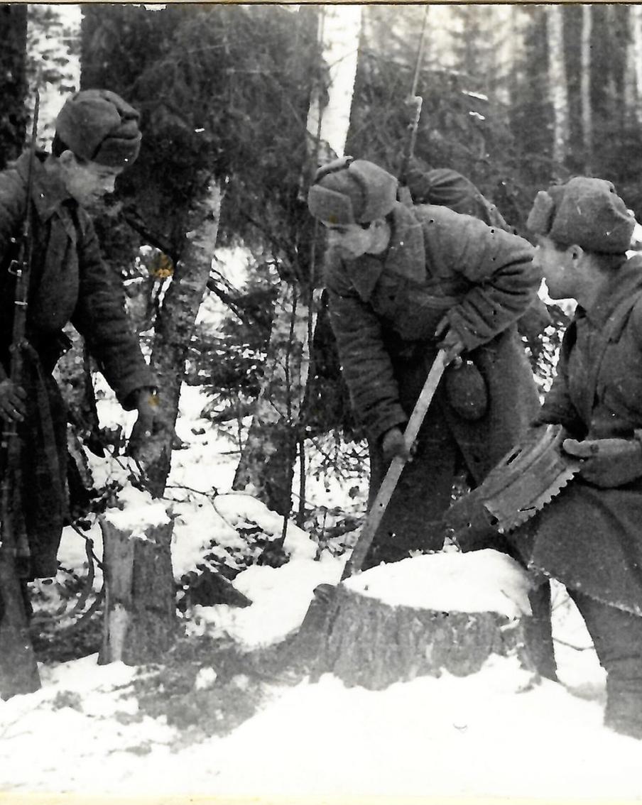 Метростроевец выжил, защищая Москву от фашистов – строил потом метро без кистей