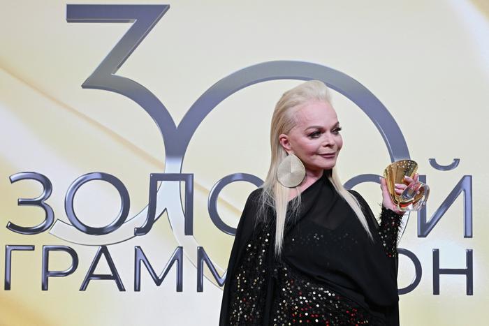 "Потеря лица": композитор Воропаева дала совет Долиной