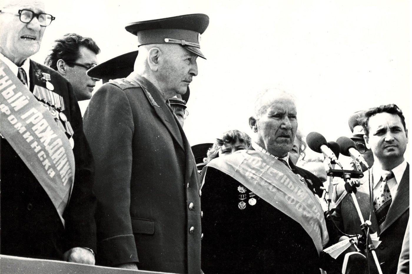 Почётный гражданин Наро-Фоминска П.А. Бирюков, Маршал Советского Союза И.Х. Баграмян, почётный гражданин Наро-Фоминска Н.А. Феноменов, секретарь Московского областного Комитета КПСС И.Е. Клочков.