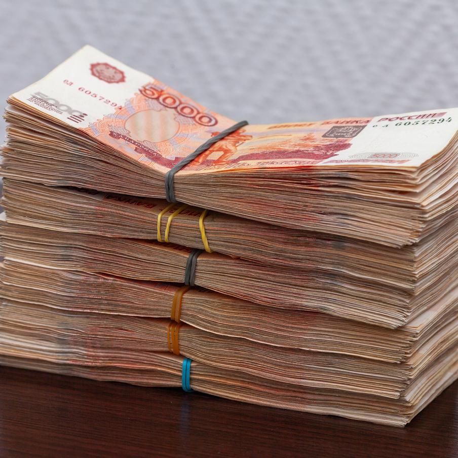 Вероятность банковского кризиса в России в 2026 году возросла. Эксперты ЦМАКП прогнозируют среднюю вероятность системного банковского кризиса в России до октября 2026 года, сигналами которого служит резкий рост проблемных кредитов и опасений среди частных инвесторов