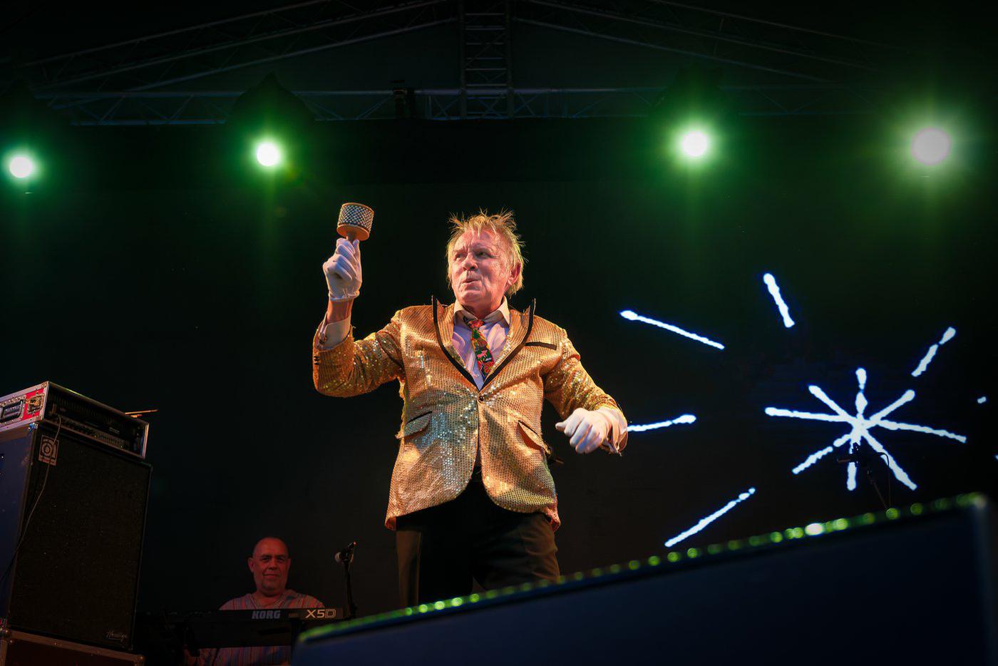 Олег Гаркуша про новый альбом говорит: "Это то, что мы носили внутри долго, терпеливо и с любовью".