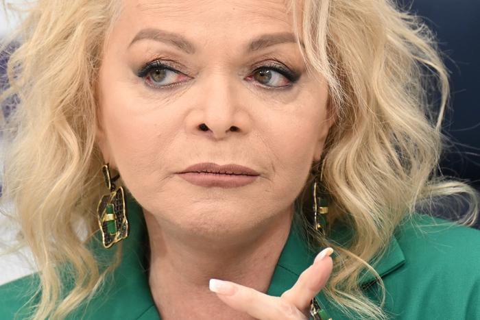 Лариса Долина предложила вернуть покупательнице её квартиры деньги, но есть нюанс