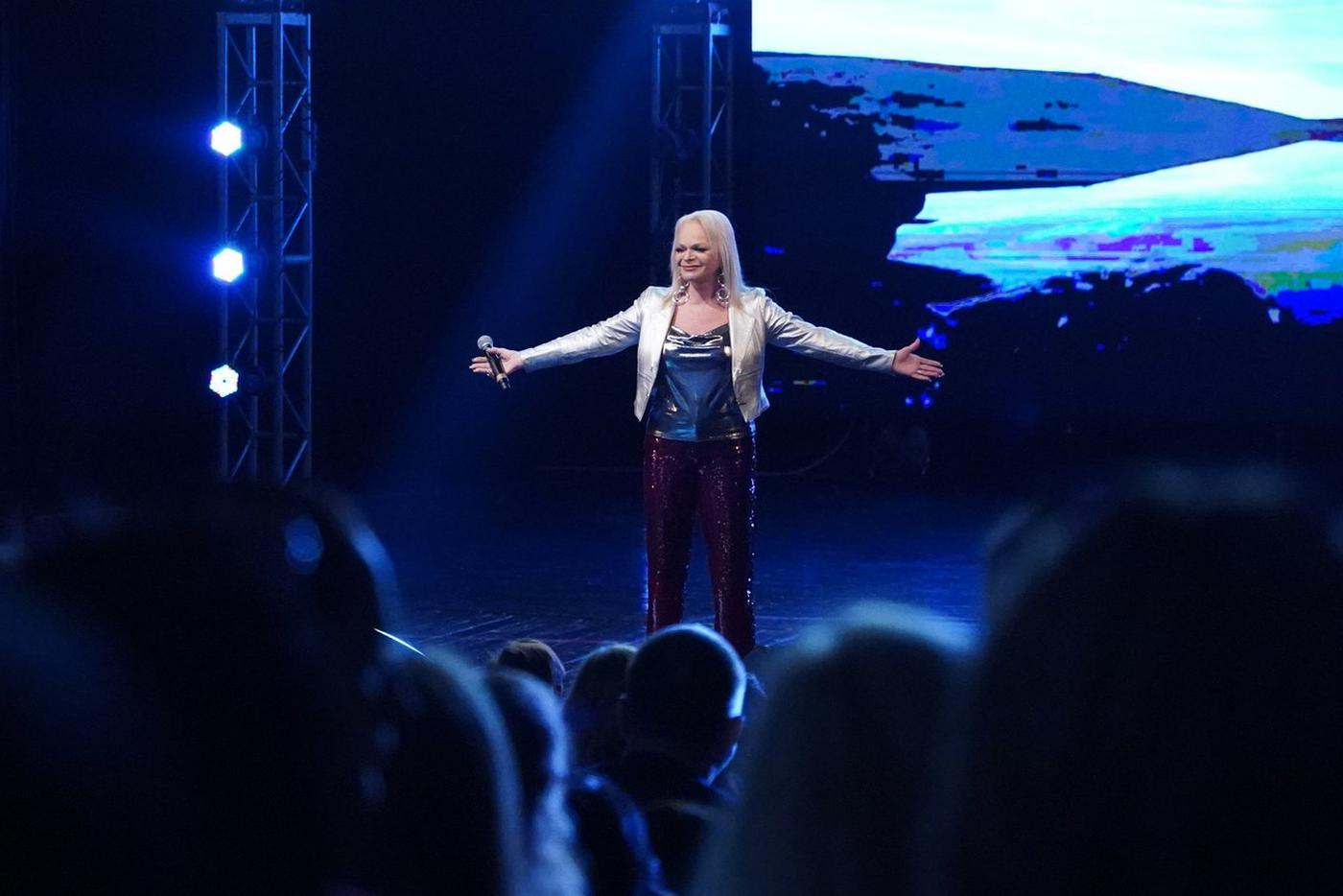 Почти все россияне возмущены схемой возврата жилья в деле Долиной