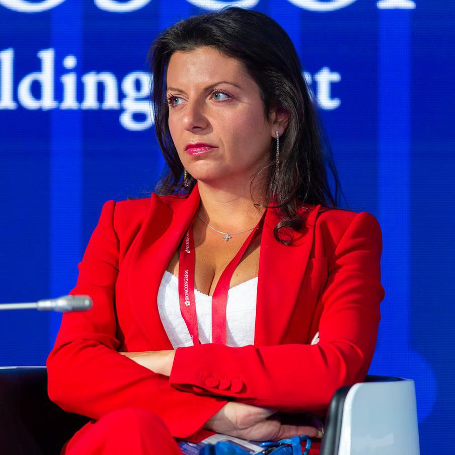 FT включила Маргариту Симоньян в список самых влиятельных людей 2025 года. Маргарита Симоньян, возглавляющая медиагруппу "Россия сегодня" и телеканал RT, была включена в список самых влиятельных людей 2025 года по версии авторитетного издания Financial Times