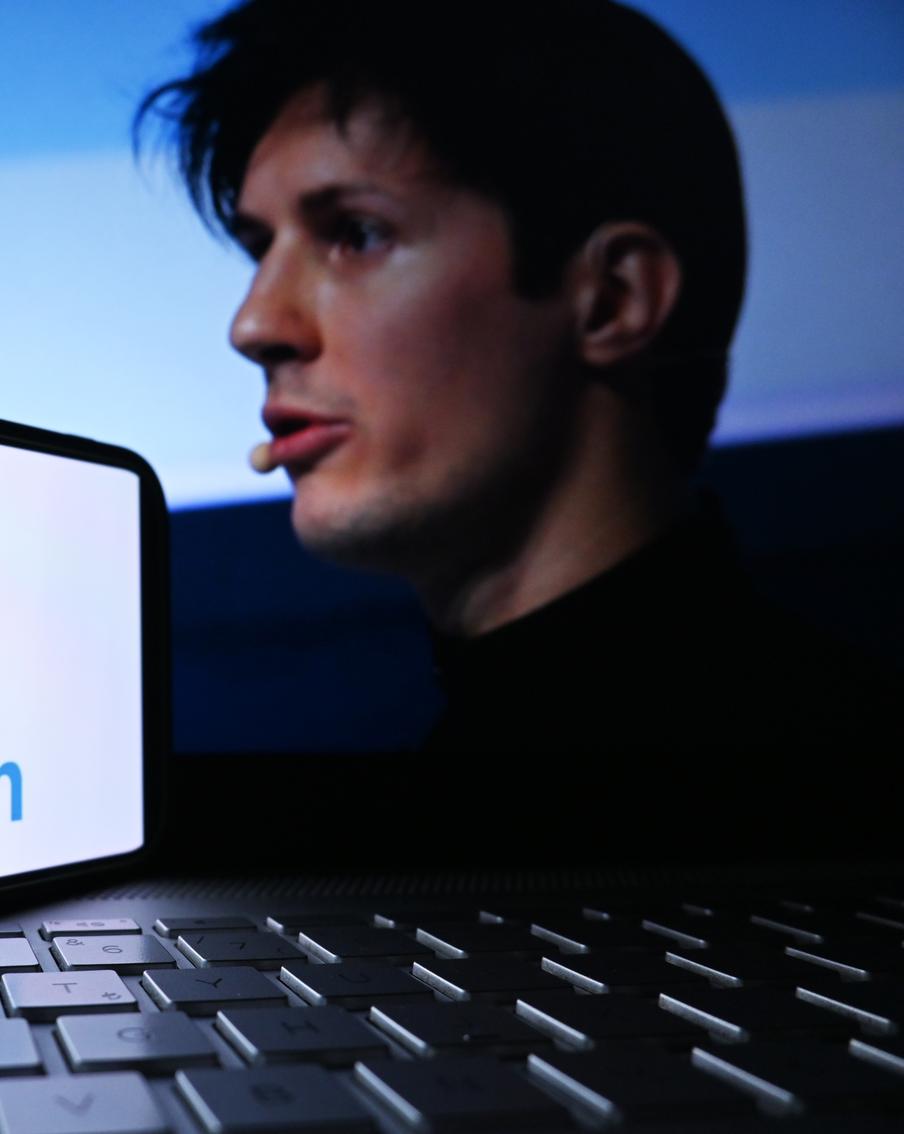 Бизнесмен Павел Дуров обвинил Евросоюз в принуждении компаний к цензуре. Основатель мессенджера Telegram Павел Дуров раскритиковал власти Евросоюза за попытки давления на компании с целью добиться от них цензурирования контента