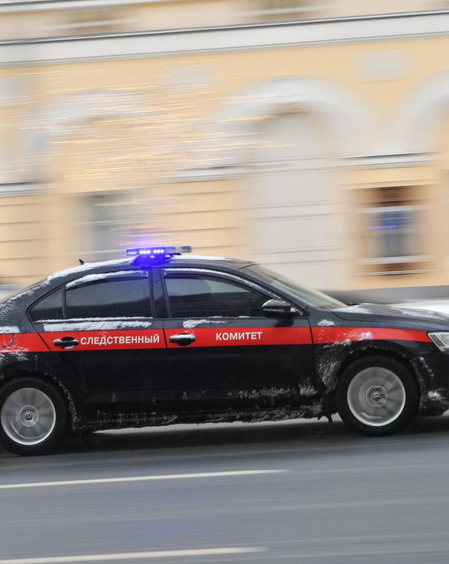 Бастрыкин поручил доложить о деле бойца ММА, устроившего спарринг с памятником. Председатель Следственного комитета Российской Федерации Александр Бастрыкин поручил руководителю Главного следственного управления СК России по Москве Дмитрию Беляеву представить подробный доклад о ходе расследования уголовного дела, возбуждённого по факту инцидента, произошедшего в Москве