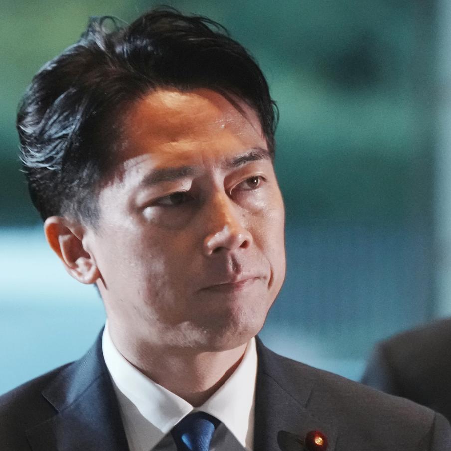 Японские власти обвинили Китай в провокации с участием военных самолётов. Из-за якобы пролёта китайских самолётов в непосредственной близости от Окинавы японским властям пришлось поднимать в воздух два истребителя