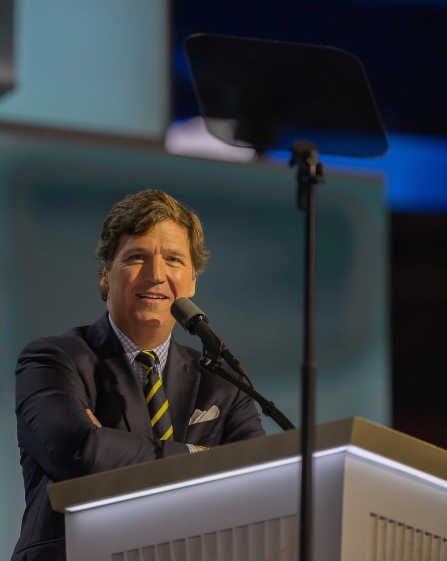 Такер Карлсон надеется вновь посетить Россию