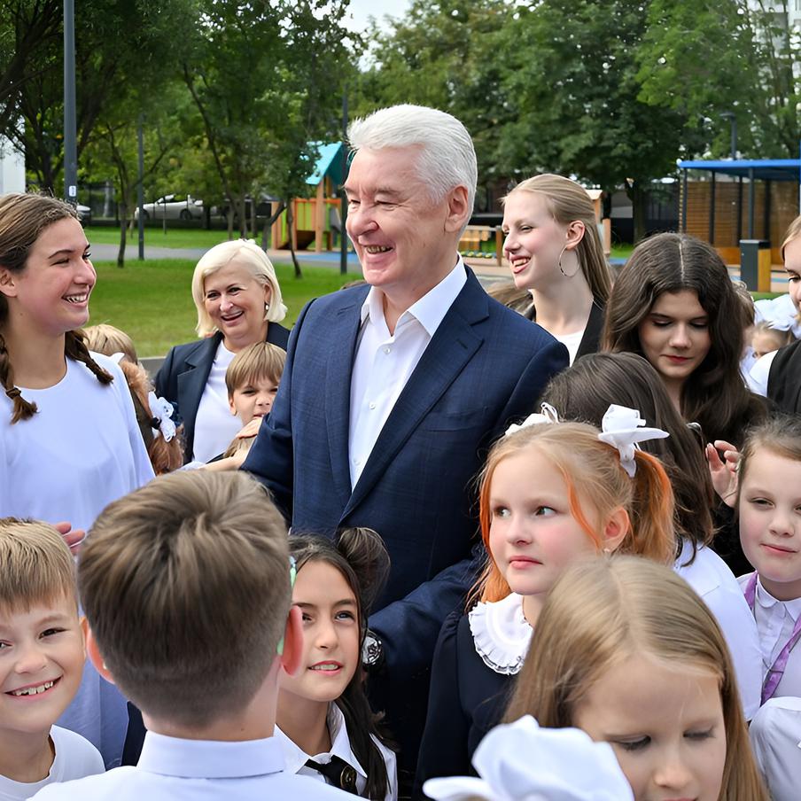 Сергей Собянин заявил о начале строительства детского сада в Марьине. Столичный мэр рассказал о том, что в Марьине начался процесс возведения детского сада. Он сможет вместить до 350 детей