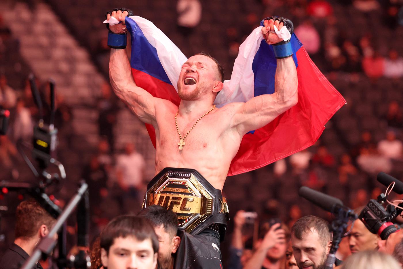 Экс-боец UFC прокомментировал титульную победу Петра Яна над Мерабом Двалишвили