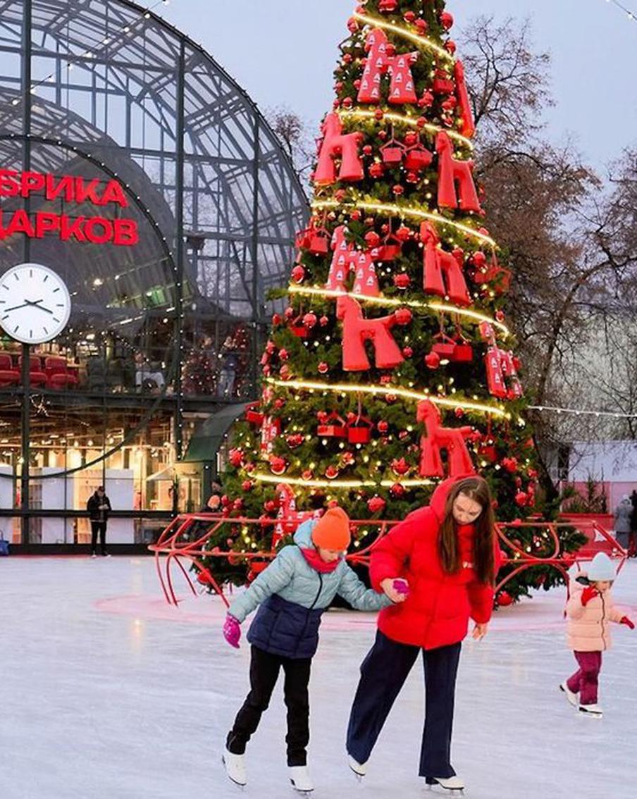 На площадках проекта "Мой спортивный район" пройдут мастер-классы по фигурному катанию