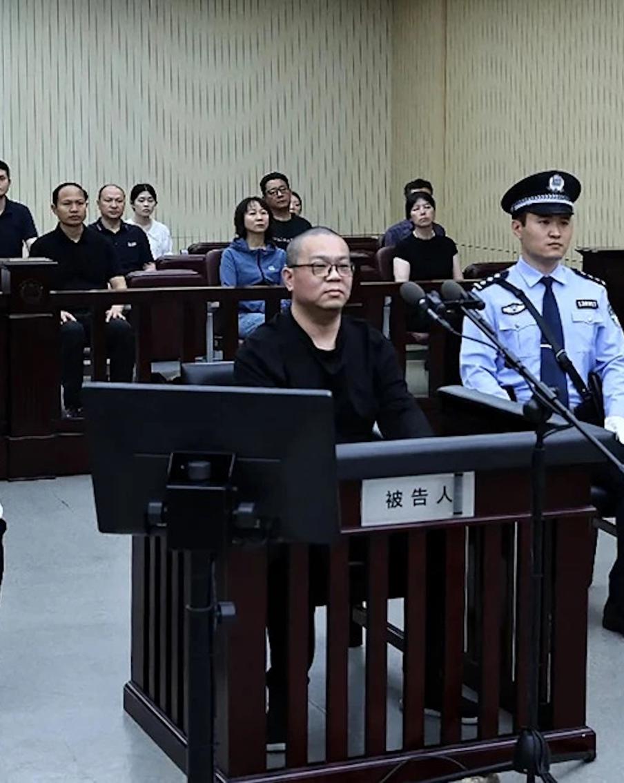 По стопам Сергея Головкина: в Китае казнили гендиректора за взятки на $156 млн