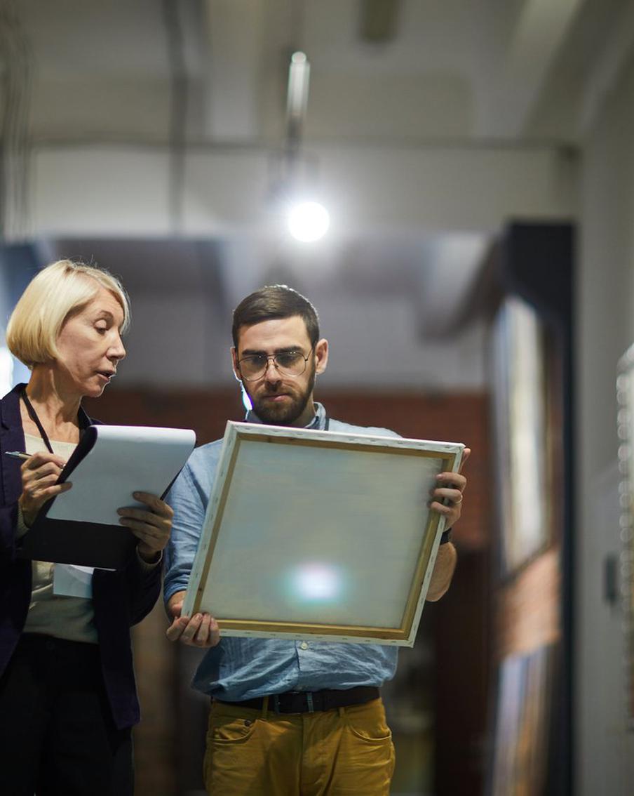 Русскую живопись начали продавать за миллиарды в Москве