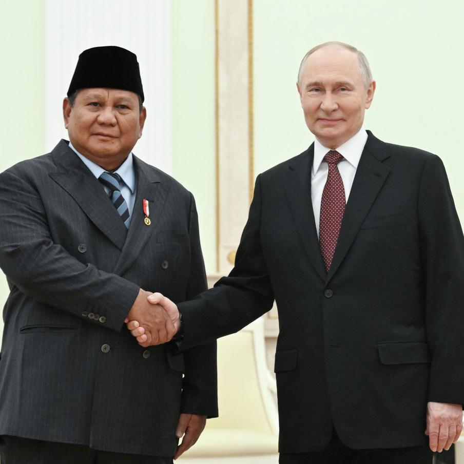 Путин и президент Индонезии обсудили развитие сотрудничества. В Москве состоялись переговоры Владимира Путина и Прабово Субианто, в ходе которых стороны обсудили рост экономических связей и укрепление военного и энергетического сотрудничества