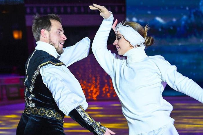 Олимпийские чемпионы приглашают на семейные ледовые шоу на открытых площадках Москвы