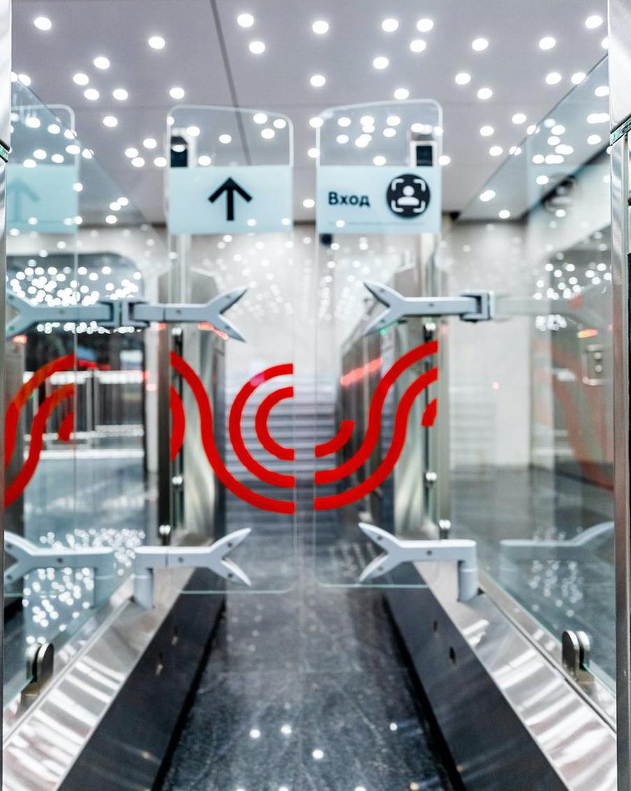 Оплата при помощи биометрии теперь доступна на всех турникетах в метро и МЦК