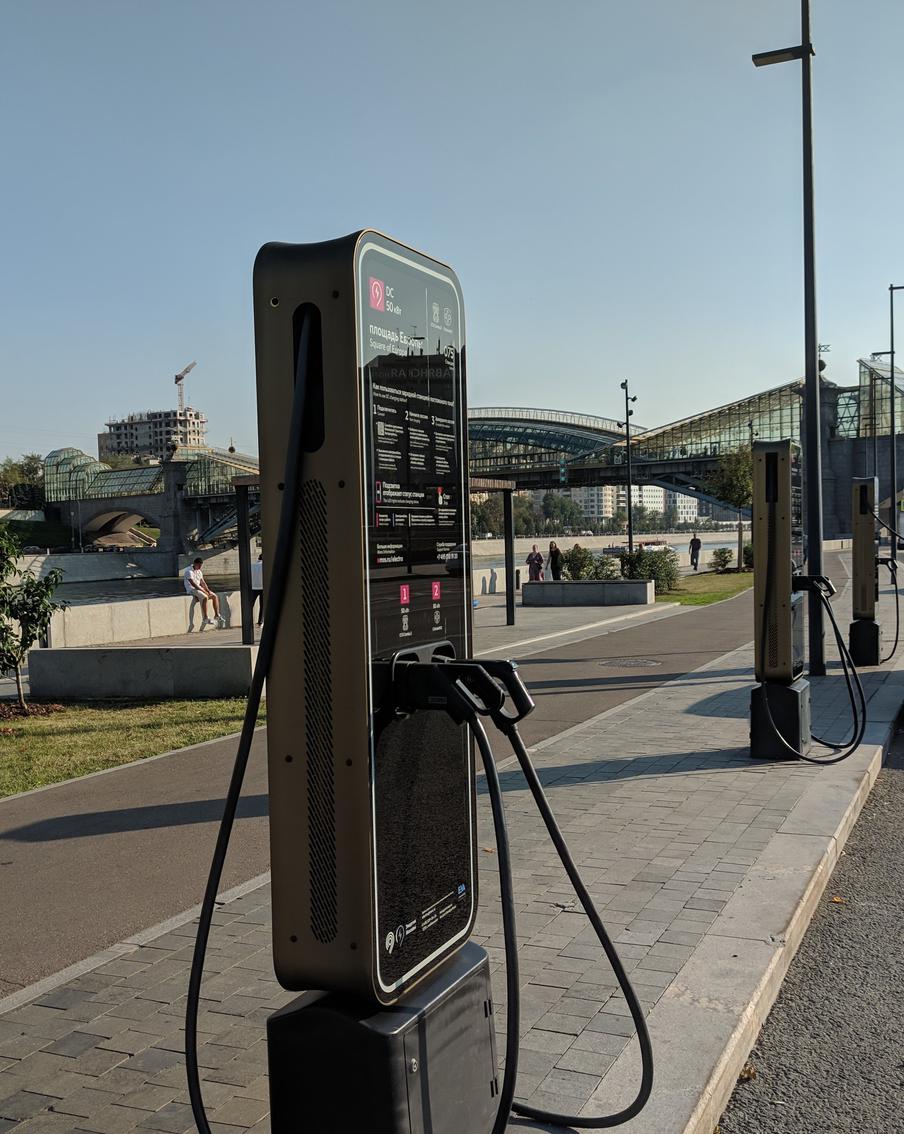 Росатом планирует расширить сеть электрозарядных станций к 2030 году