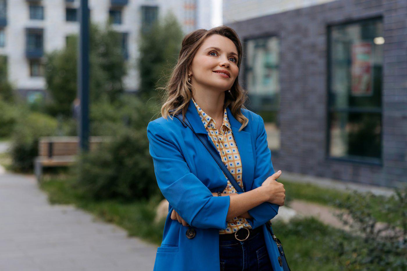 Ольга Кузьмина в роли Любы Управдома.