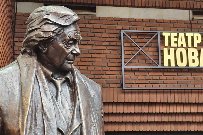 Любимый Любимов: на Таганке появился памятник легендарному худруку