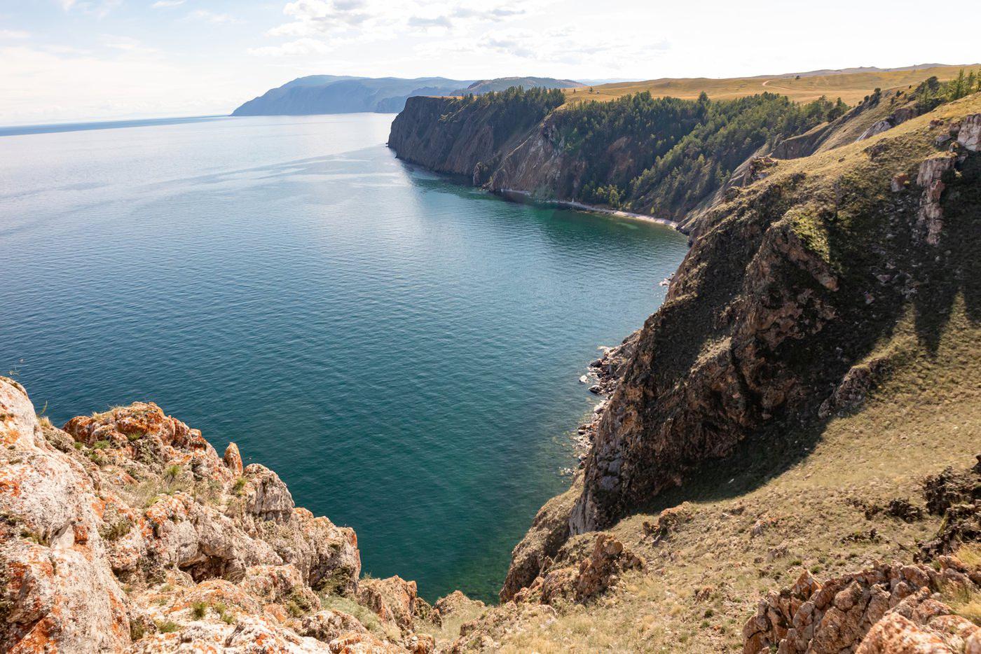 Зачем депутаты Госдумы поддержали изменение правил рубки лесов вокруг Байкала