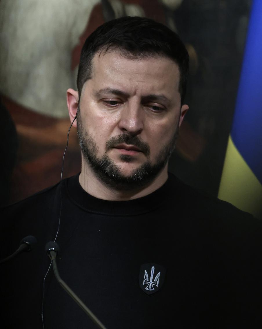 Зеленский сдаёт территории, потери ВСУ больше миллиона человек: хроника очередных событий украинского кризиса