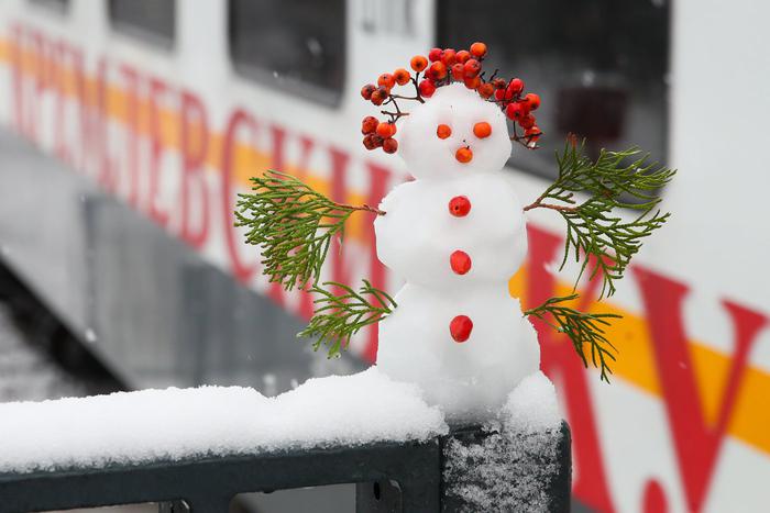 Москвичей просят быть внимательными и аккуратными на улице в непогоду