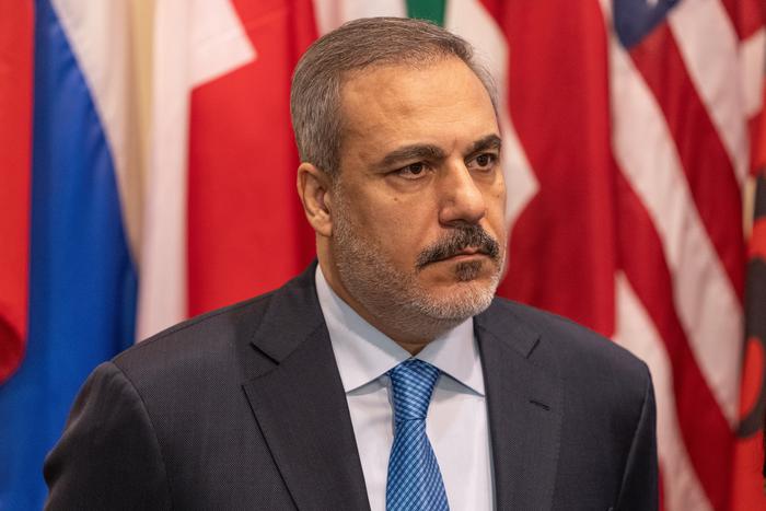 Турция потребовала от России и Украины прекратить боевые действия в Чёрном море