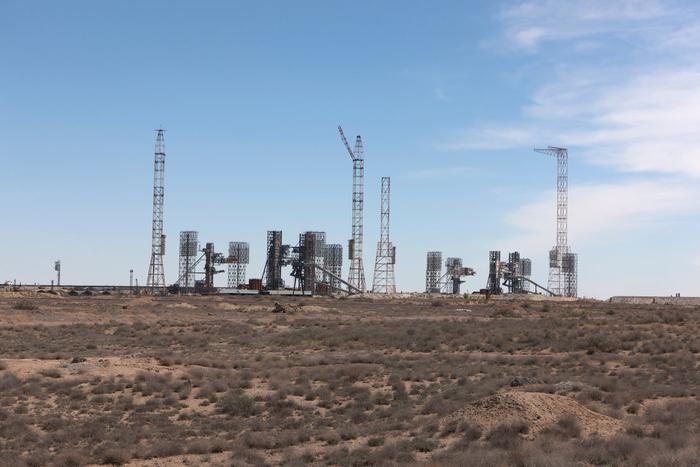 Госкорпорация "Роскосмос" заявила о переносе запуска ракеты-носителя "Протон-М" с Байконура на неопределённый срок