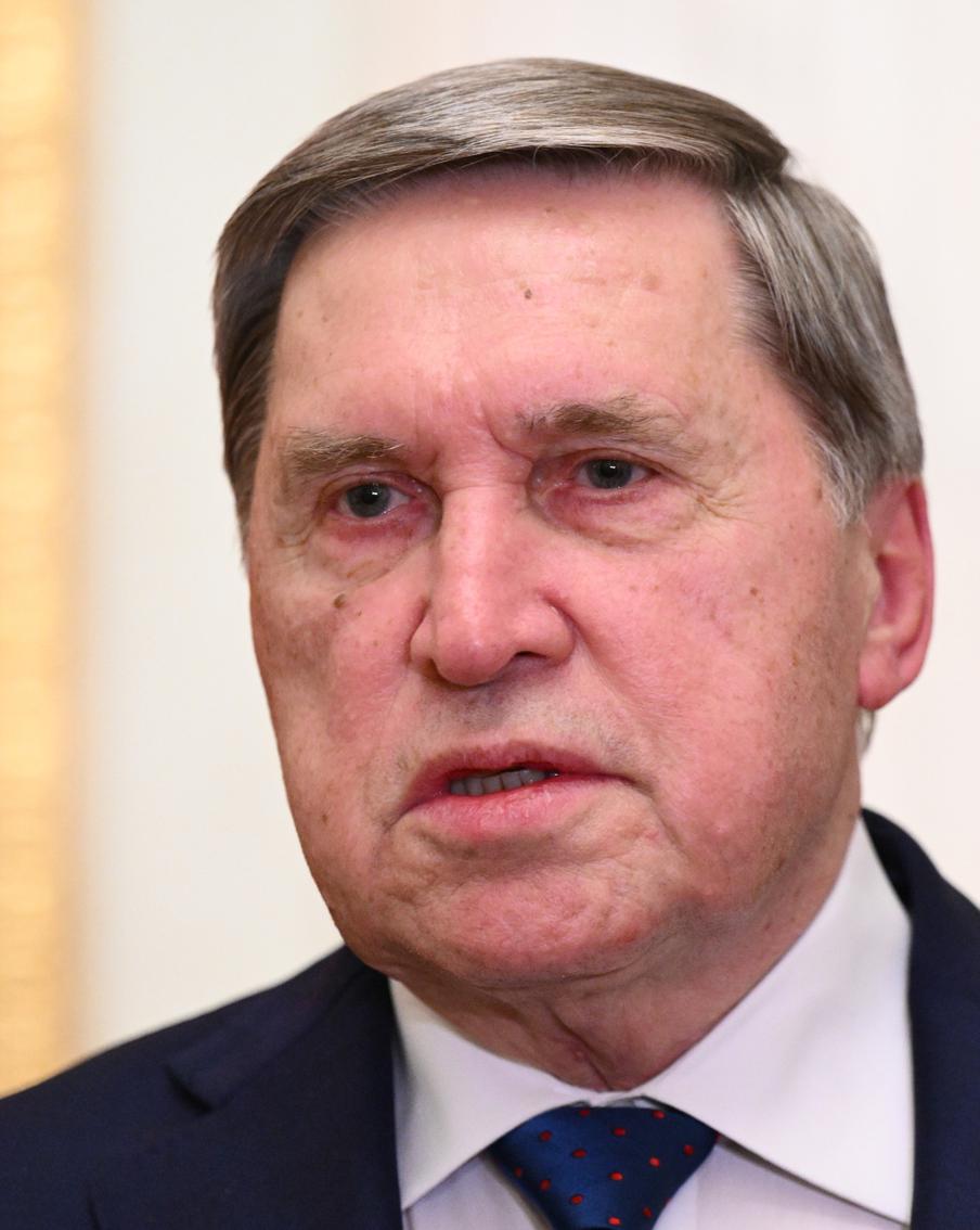 В Кремле отвергли "корейский сценарий" завершения конфликта на Украине. Российские власти не рассматривают "корейский сценарий" разграничения территорий при мирном урегулировании конфликта на Украине. Отмечается, что такой вариант не обсуждался на переговорах