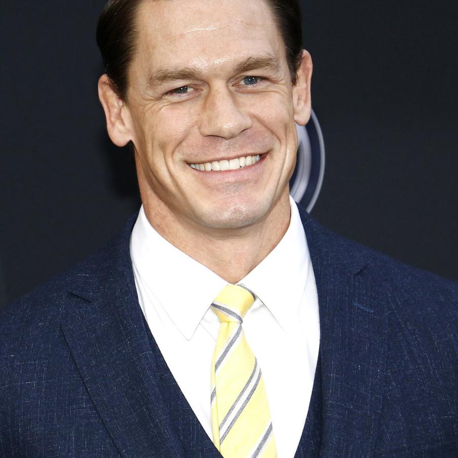 Американский рестлер Джон Сина заявил о завершении своей карьеры на ринге. Американский актёр и профессиональный рестлер Джон Сина заявил о завершении профессиональной карьеры на ринге. Это произошло после его последнего боя