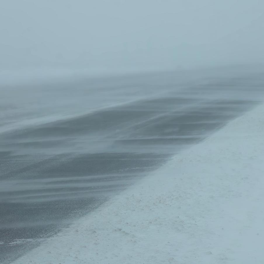 В Саратовской области возобновили движение по четырём федеральным трассам. Временно прекращённое из-за непогоды на проходящих в Саратовской области участках четырёх федеральных трасс движение транспорта было возобновлено. Ранее оно было остановлено из-за метели