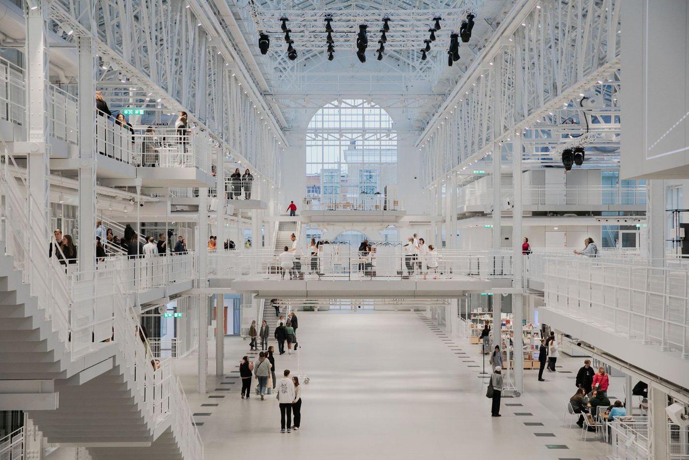 Афиша на 15 декабря: буккроссинг и китайское современное искусство