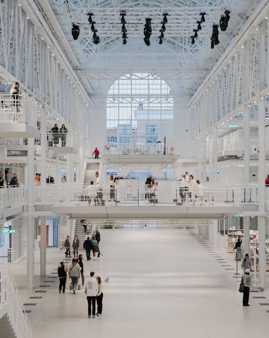 Афиша на 15 декабря: гуляем по волшебному лесу и изучаем архитектуру бывшей электростанции