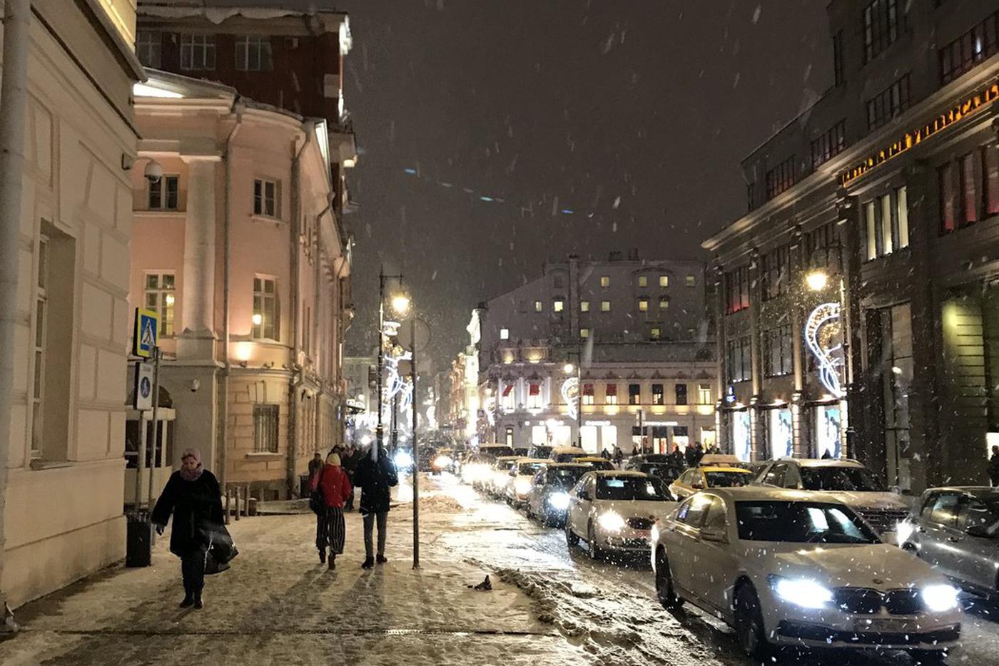 Температура в Москве в понедельник опустится ниже нормы