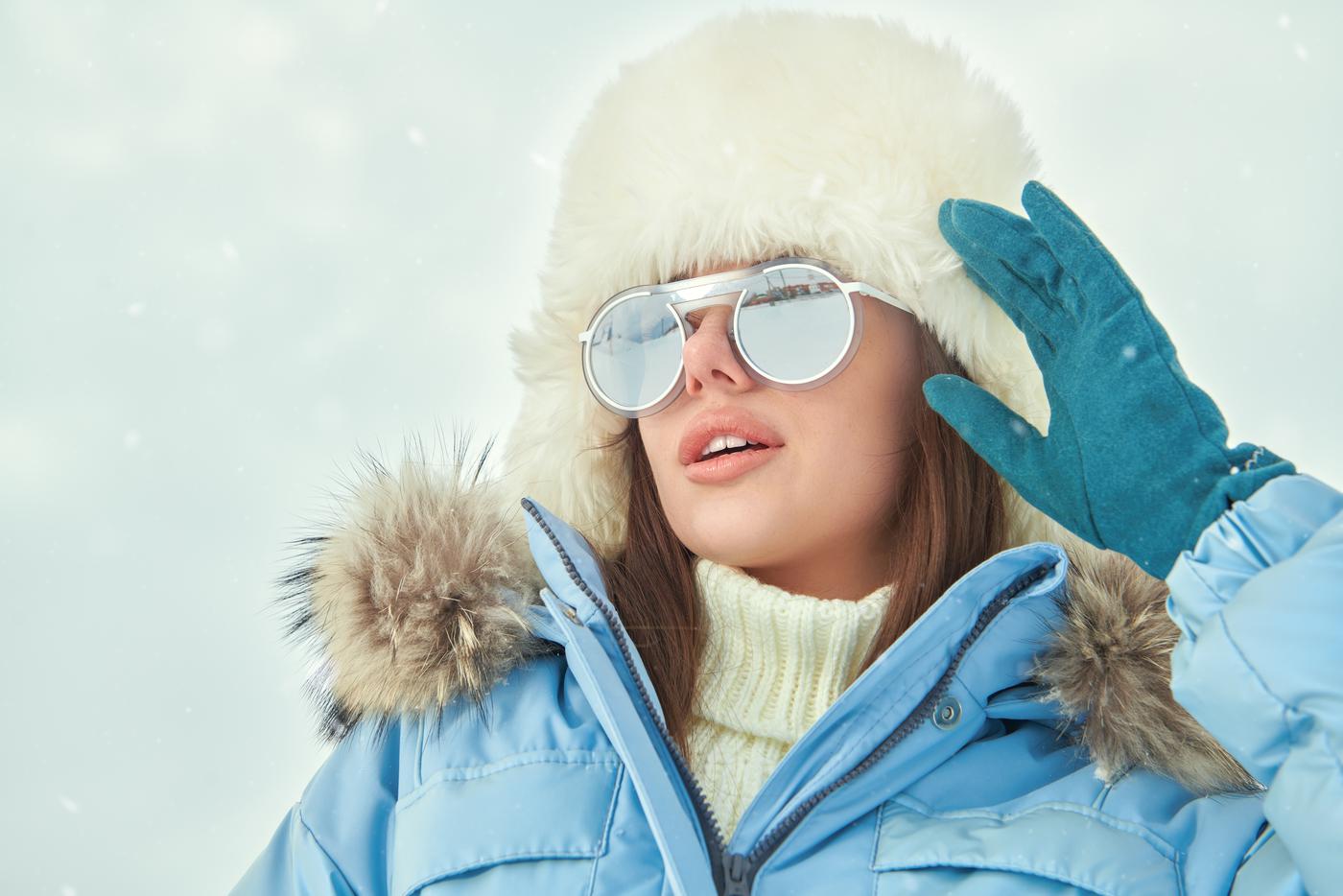 Зимний бьюти-чемоданчик: что взять с собой в поездку, чтобы защитить кожу